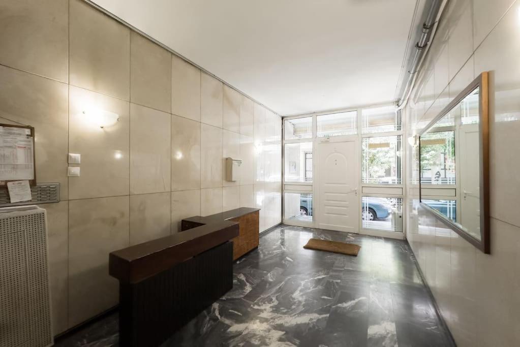 Apartamento Pagrati Cozy Retreat Atenas Exterior foto